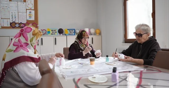 Düzce de ilk ve tek, Türkiye ye örnek Alzheimer hastaları gündüz bakım merkezi önemli bir ihtiyacı karşıladı Hem hastalar hem de aileleri mutlu Düzce Haberleri