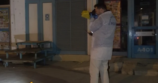 Husumet kavgası dehşete dönüştü: Bafra da şişler konuştu, 3 yaralı Samsun Haberleri