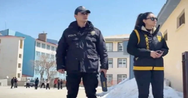 Hakkâri emniyetinden okullarda güvenlik seferberliği Hakkari Haberleri