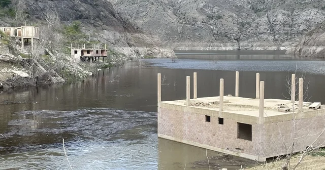 Baraj suyu çekildi, anılar canlandı Artvin Haberleri