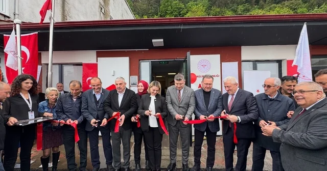 Selde zarar gören sağlık merkezi yenilendi, yeni yapılan yüzme havuzu törenle açıldı Kastamonu Haberleri