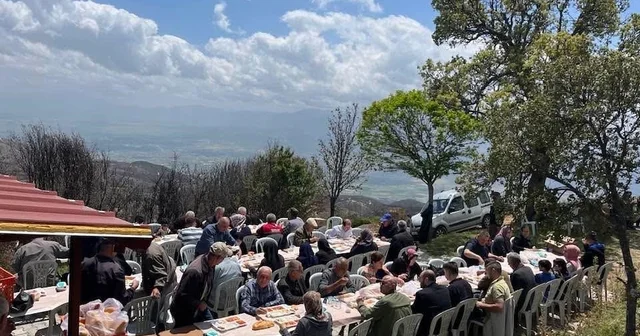 Buldan da Kumralı Dede hayrı dualarla gerçekleşti Denizli Haberleri