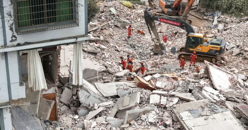 Çin de 5.2 büyüklüğünde deprem! 2 kişi hayatını kaybetti