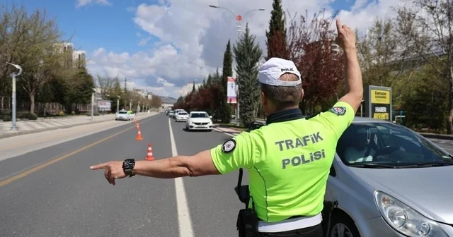 401 i hızdan bin 325 araç sürücüsüne ceza yazıldı Düzce Haberleri
