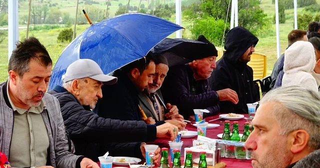 Tavşanlı da yağmura rağmen Hıdırellez coşkusu yaşandı Kütahya Haberleri