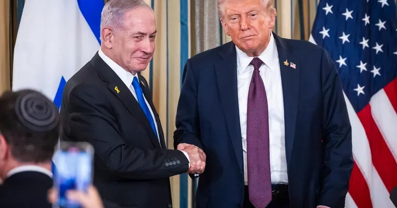 Trump ile Netanyahu arasında kritik görüşme! Savaş senaryolarını masaya yatırdılar