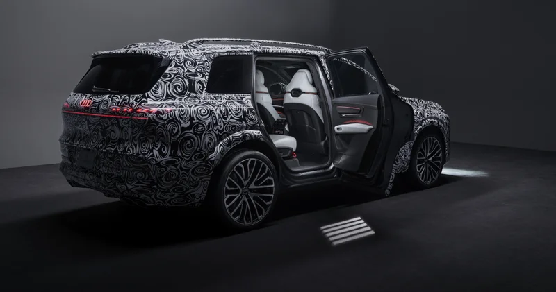 Audi devler ligine giriyor! İşte Q9 un kabin detayları