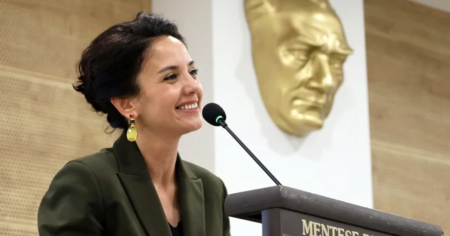 Başkan Köksal Aras: Bağımsızlık meşalesi, gençliğin ellerinde geleceğe taşınıyor Muğla Haberleri