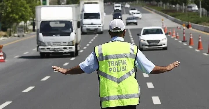 İstanbul da 20 Mayıs ta bazı yollar trafiğe kapatılacak