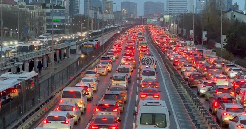 Trafiğe kayıtlı araç sayısı 34 milyonu aştı