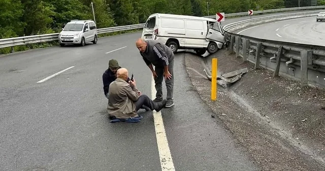 Yağmur Kazayı Getirdi: Hafif Ticari Araç Kontrolden Çıktı, Sürücü Camdan Fırladı Zonguldak Haberleri
