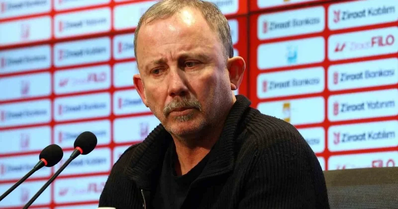 Beşiktaşlı yıldızdan Sergen Yalçın a olay gönderme: Ayrılır ayrılmaz paylaştı Futbol Haberleri
