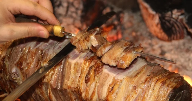 Oltu Cağ kebabı TasteAtlas listesinde Türkiye ikincisi oldu Erzurum Haberleri