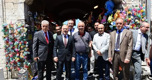 KUTO Başkanı Akdoğan, Vali Varol a Kuşadası nda eşlik etti Aydın Haberleri