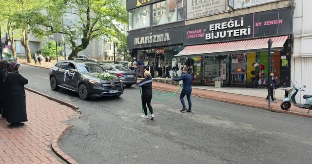 Düğün konvoyunu zincirli sürpriz durdurdu Zonguldak Haberleri