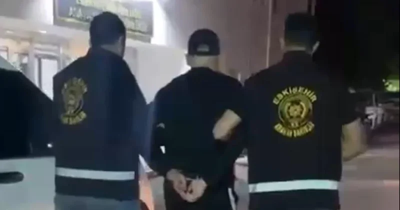 50 yılla aranıyordu, yakayı kent merkezinde ele verdi Sözcü Gazetesi