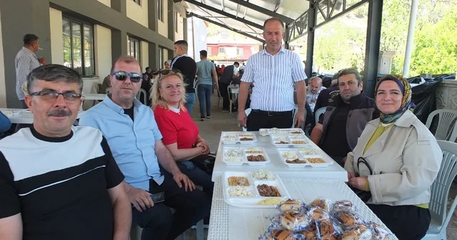 Balıkesir de Karadere hayrı 3 bin kişiyi buluşturdu Balıkesir Haberleri