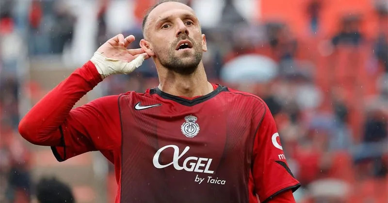 Fenerbahçe, Vedat Muriqi transferini açıkladı