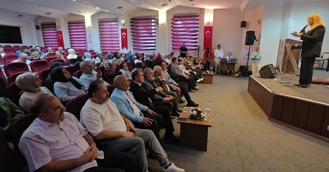 Kütahya da şiir ve müziğin buluştuğu anlamlı gece Kütahya Haberleri Habertürk Yerel Haberler