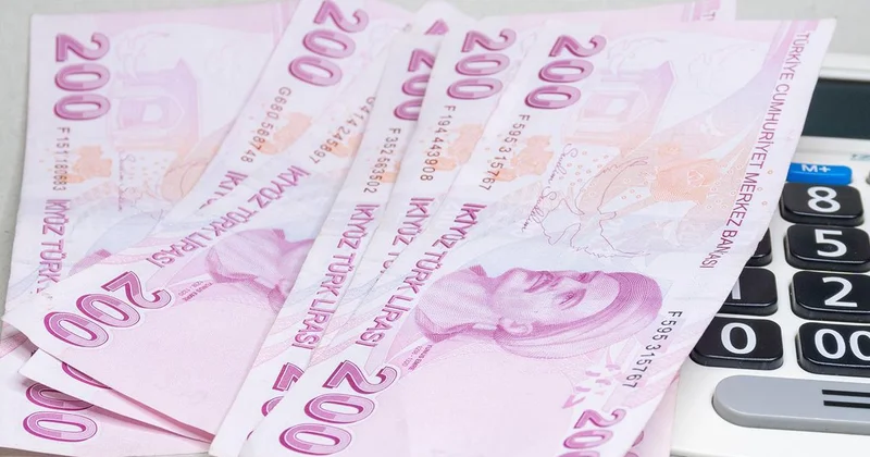 Motorinin ardından benzine de indirim göründü