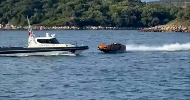 Arnavutluk ta denizde yaşanan feci kaza kameralara yansıdı!
