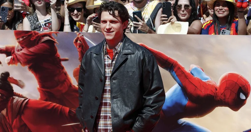 Tom Holland yerine gelecek Örümcek Adam oyuncusunu seçti