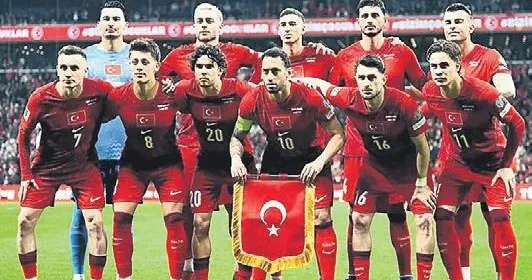 MEVLÜT TEZEL ‘Bizim Çoçuklar’ kaç reklamda oynadı?
