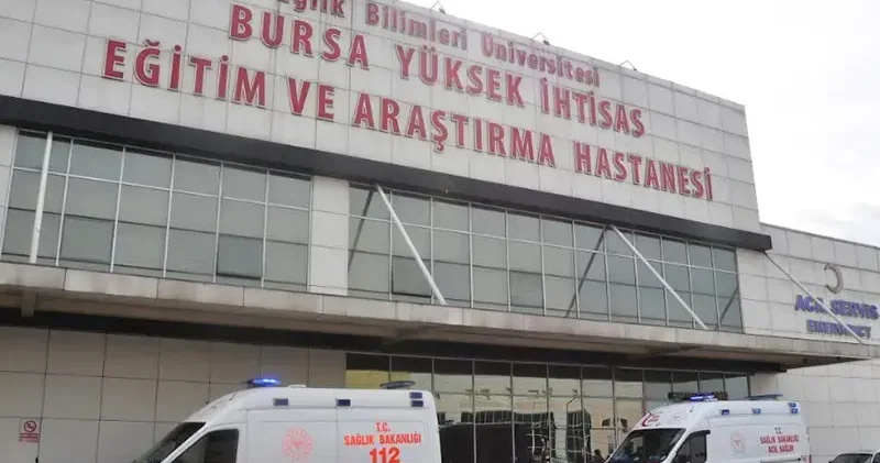 Bursa YİEAH ta ilk kez uygulanan vNOTES tekniği ile sağlığına kavuştu