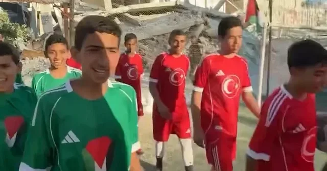 Gazze sokaklarında Türkiye Filistin dostluk maçı VİDEO İZLE