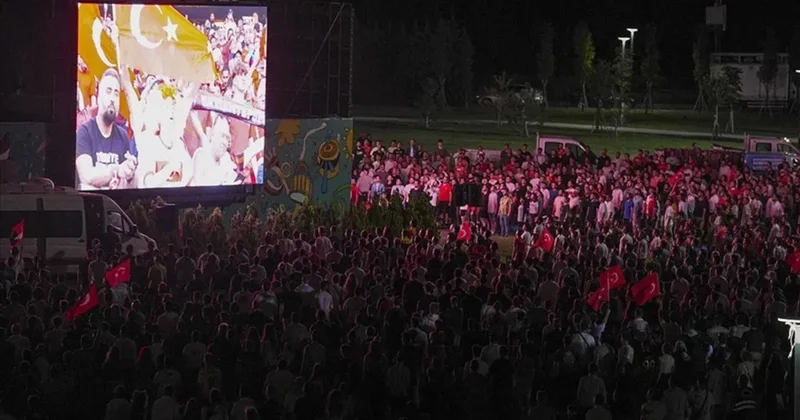 Türkiye Paraguay karşılaşması dev ekranda izlenecek