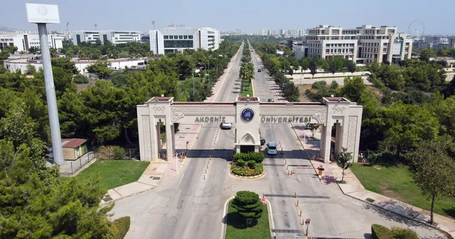 Tıp literatürüne adını yazdıran Akdeniz Üniversitesi nde 3 üncü rahim nakli operasyonu başladı Antalya Haberleri Habertürk Yerel Haberler