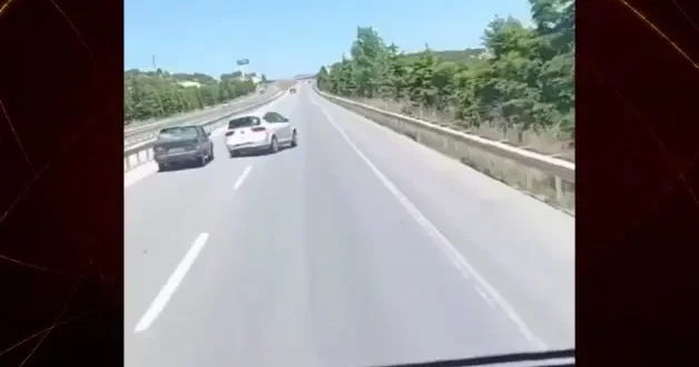 İstasyondan fırlayıp sol şeride ok gibi fırladı, facianın teğet geçtiği o dehşet anları