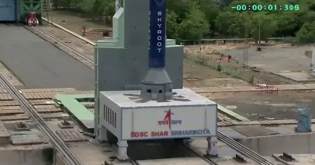 Hindistan da özel sektör tarafından geliştirilen ilk yörünge roketi başarıyla fırlatıldı