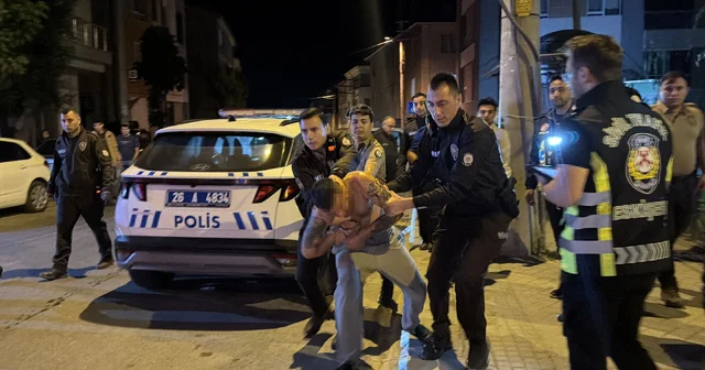 Polise direnen alkollü sürücü biber gazı ile etkisiz hale getirildi Eskişehir Haberleri Habertürk Yerel Haberler