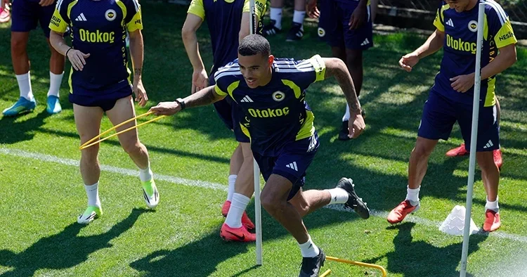 Mason Greenwood Fenerbahçe de ilk antrenmanına çıktı!