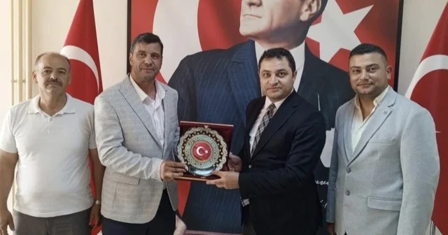 Sivrihisar esnaf odalarından Kaymakam Temel e anlamlı ziyaret Eskişehir Haberleri Habertürk Yerel Haberler