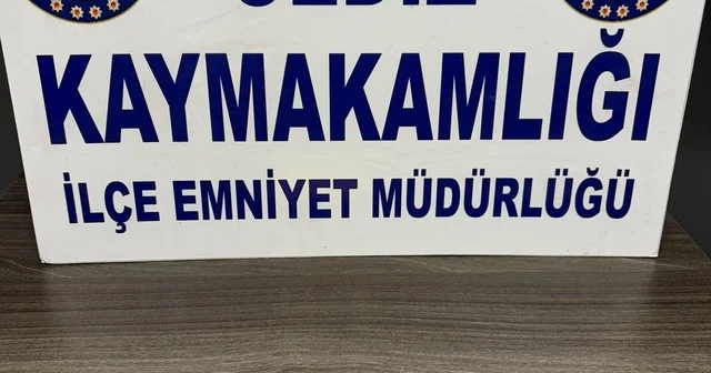 Durdurulan araçta 272 içimlik kağıda emdirilmiş uyuşturucu madde ele geçirildi, 5 kişi yakalandı Kütahya Haberleri Habertürk Yerel Haberler