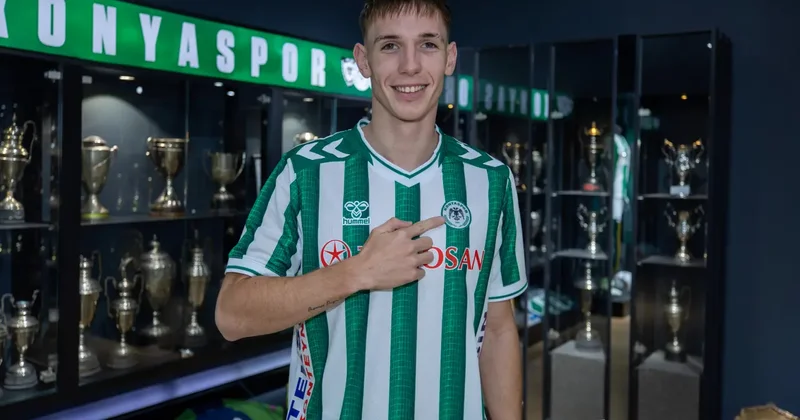 Konyaspor dan orta sahaya takviye! 4 yıllık imza atıldı
