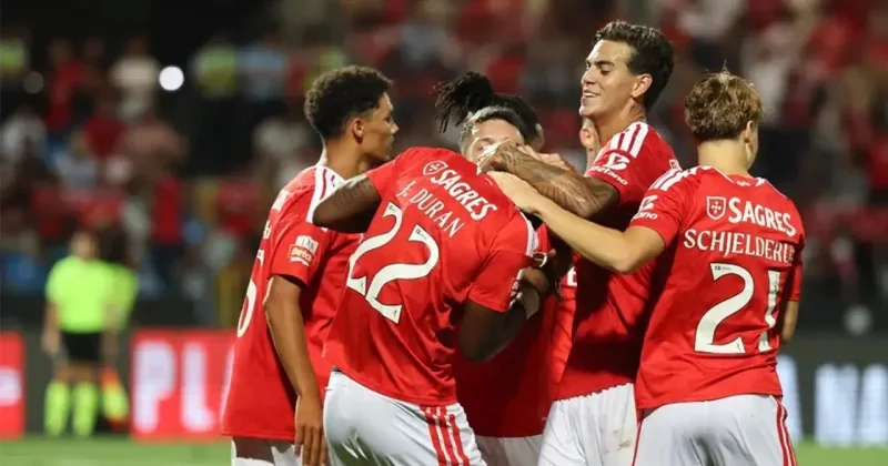 Jhon Duran ve Rafa Silva attı! Benfica tarihi farkla kazandı