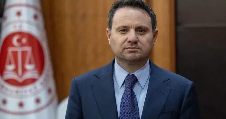 Bakan Gürlek duyurdu... İstanbul merkezli 8 ilde şeker soruşturması: 47 şüpheli ifadeye çağrıldı