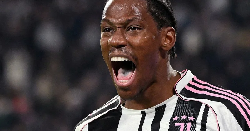 Galatasaray da yönetimi ikiye bölen transfer hamlesi Sözcü Gazetesi