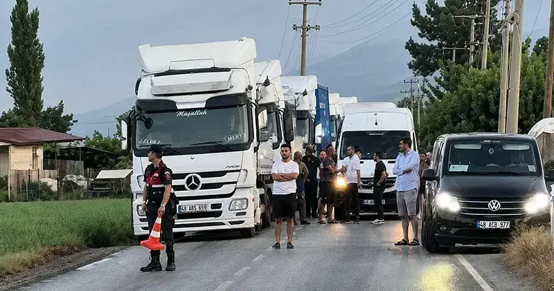 Muğla da yol kenarında erkek cesedi bulundu