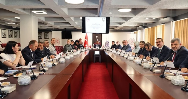 Sanayi, teknoloji, yatırım ve istihdam için ortak akıl vurgusu Sanayi ve teknoloji işbirliği kurulu Erzurum un kalkınma gündemi için toplandı Erzurum Haberleri Habertürk Yerel Haberler