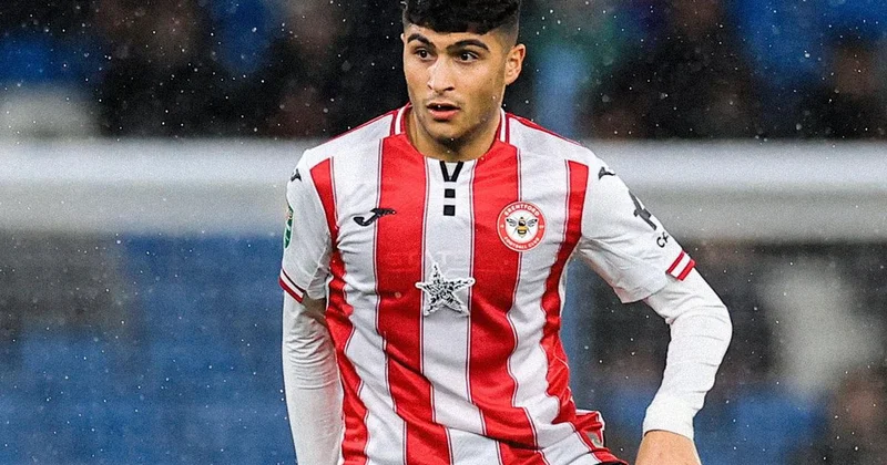 Sivasspor da yetişen Yunus Emre Konak tan Brenford a 5 yıllık imza