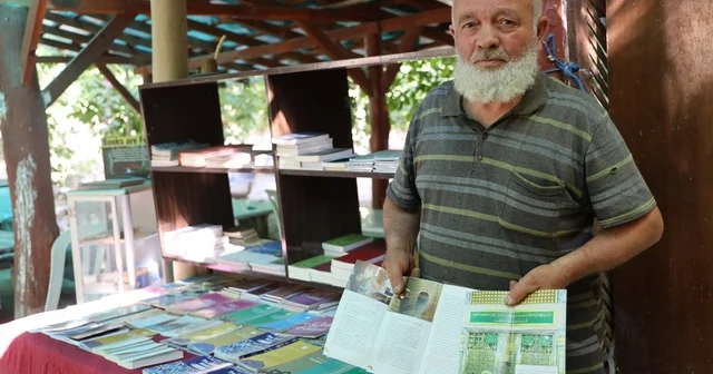 Kızıl Vadide 30 yıldır turistlere 15 farklı dilde Kur an ı Kerim meali dağıtıyor Nevşehir Haberleri Habertürk Yerel Haberler