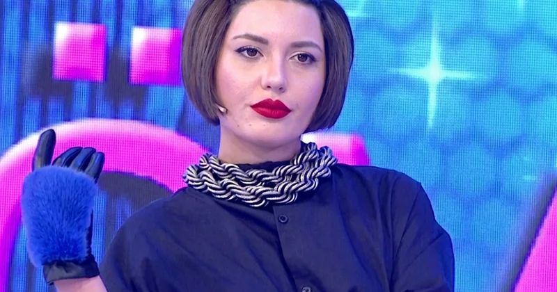 Bahar Candan ın babasından olay sözler: “Zihinsel engelli gibi davranmayın”