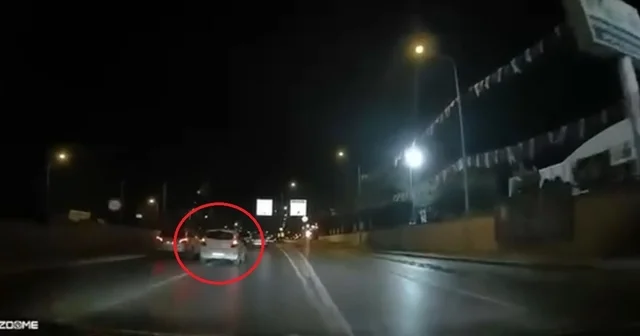 Ölümüne attığı makas kamerada... 17 yaşındaki sürücü hayatını kaybetti 17 yaşındaki sürücünün faciayla sonuçlanan makas anı kamerada Bursa Haberleri Habertürk Yerel Haberler