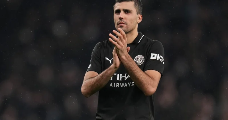 Avrupa da yılın transferi resmen açıklandı! Rodri nin yeni adresi Barcelona oldu Sözcü Gazetesi