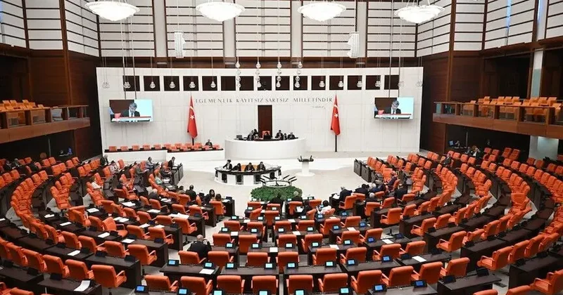 Ankara kulisleri hareketlendi: 2 ayrı ittifak hazırlığı! 3 parti anlaştı, 3 parti masada Sözcü Gazetesi