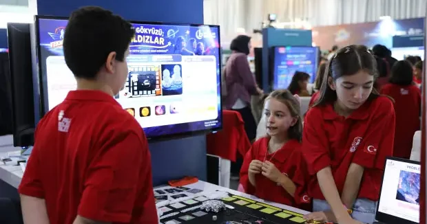 İstanbul haberleri Enderun çocuklar, TEKNOFEST Diyarbakır’da yerini aldı 18 Eylül 2026
